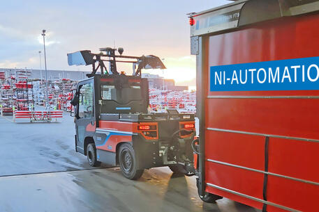 Teilautomatisierter Routenzug Factory Train FT630