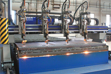 Autogenic cutting with up to 4 cutting heads